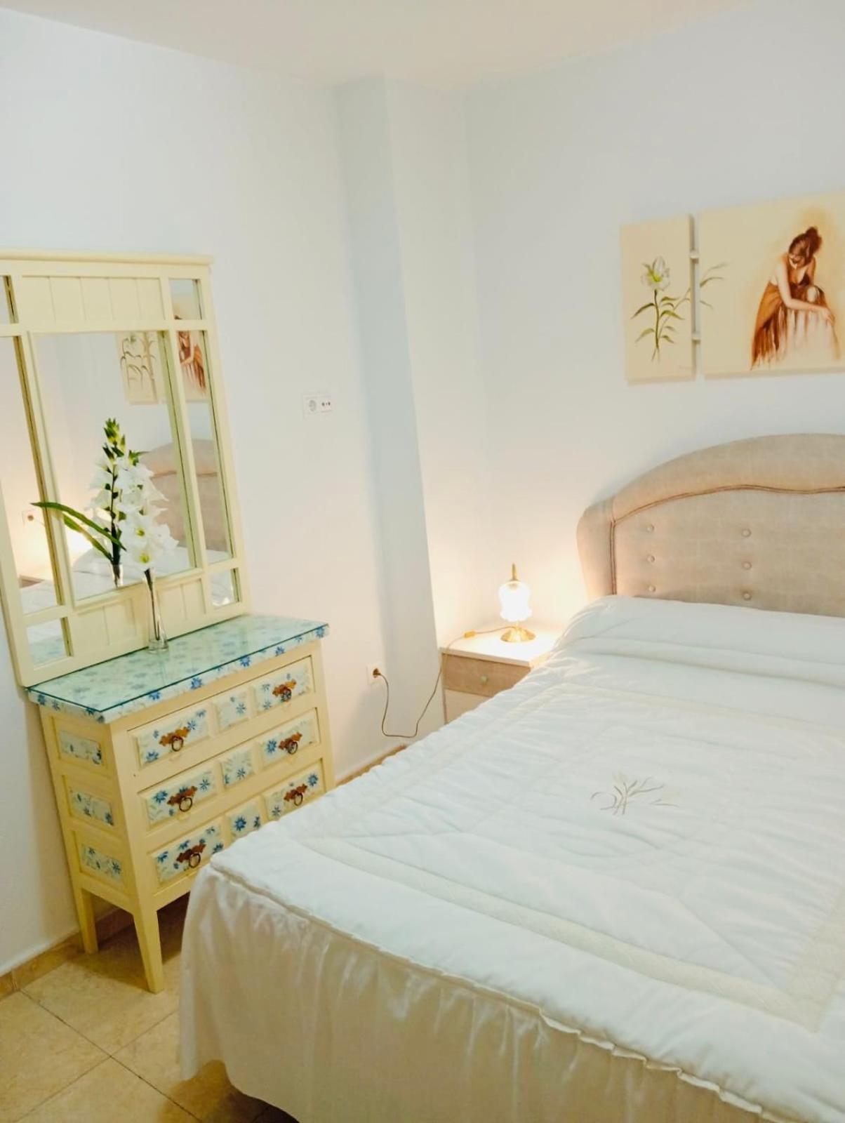Apartamentos San Anton Villarrobledo Exteriör bild